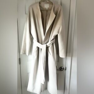 H&M mid length Coat with tie wrap- Cream, size Large